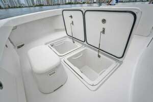 2011 Viking 70 Enclosed Bridge thumbnail 50