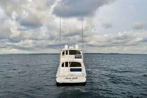 2011 Viking 70 Enclosed Bridge thumbnail 71