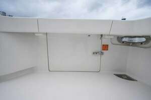 2011 Viking 70 Enclosed Bridge thumbnail 49