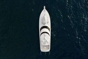 2011 Viking 70 Enclosed Bridge thumbnail 76