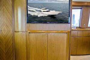 2011 Viking 70 Enclosed Bridge thumbnail 15