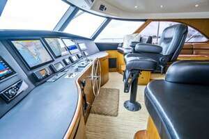 2011 Viking 70 Enclosed Bridge thumbnail 18