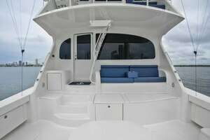 2011 Viking 70 Enclosed Bridge thumbnail 41