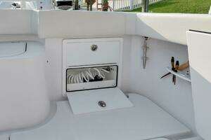 2023 Jupiter 43 Center Console thumbnail 33