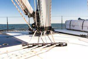 2023 Catalina 425 thumbnail 57