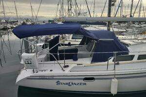 2005 Catalina 42 MKII thumbnail 2