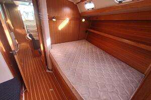 2005 Catalina 42 MKII thumbnail 34