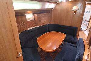2005 Catalina 42 MKII thumbnail 31