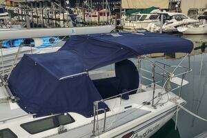2005 Catalina 42 MKII thumbnail 6