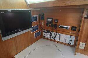 2005 Catalina 42 MKII thumbnail 41
