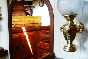 JOLIE BRISE 28ft Sam L  Morse Yacht For Sale