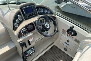 Photo 5137457 for 2008 Sea Ray 270 Amberjack  