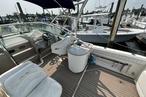 Photo 5137454 for 2008 Sea Ray 270 Amberjack  