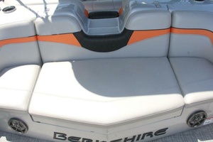 25ft Berkshire Yacht For Sale
