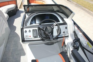 25ft Berkshire Yacht For Sale