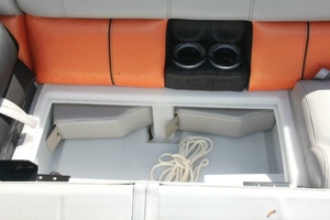 25ft Berkshire Yacht For Sale
