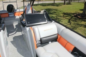 25ft Berkshire Yacht For Sale