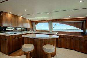2019 Viking 62 Convertible thumbnail 5