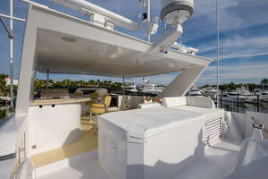 2001 Westport 95 Raised Pilothouse Motor Yacht thumbnail 46