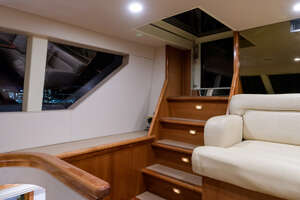 2001 Westport 95 Raised Pilothouse Motor Yacht thumbnail 15
