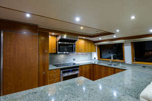 2001 Westport 95 Raised Pilothouse Motor Yacht thumbnail 11