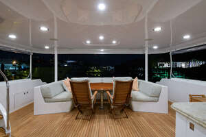 2001 Westport 95 Raised Pilothouse Motor Yacht thumbnail 40
