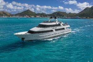 Sea Axis 1986 Heesen Yachts Tri-Deck Motor Yacht Yacht For Sale in Nassau 