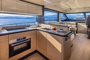 ABSOLUTE 56 FLYBRIDGE