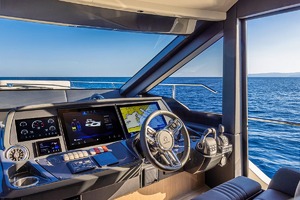 ABSOLUTE 56 FLYBRIDGE