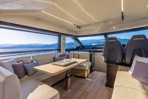 ABSOLUTE 56 FLYBRIDGE