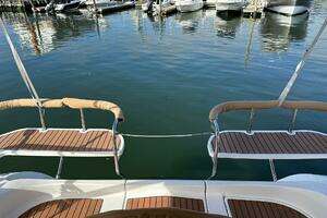 2005 Hunter 38 thumbnail 14