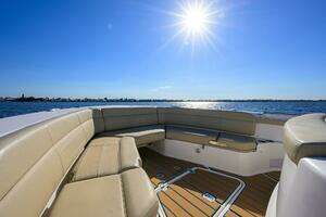 40 Pursuit 2017 2017 Pursuit S408 Yacht For Sale in Stuart FL