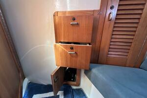 HAUNTED by WATER 32ft Catalina Yacht For Sale