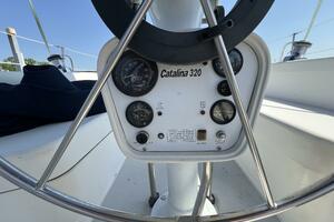 HAUNTED by WATER 32ft Catalina Yacht For Sale