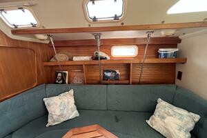 HAUNTED by WATER 32ft Catalina Yacht For Sale