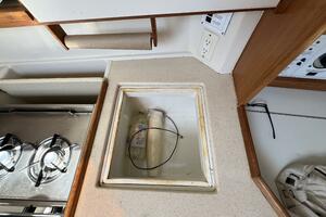 HAUNTED by WATER 32ft Catalina Yacht For Sale
