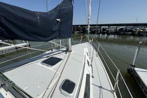 HAUNTED by WATER 32ft Catalina Yacht For Sale