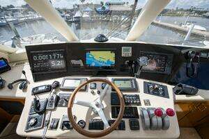 2003 Ocean Yachts 62 Super Sport EB thumbnail 28