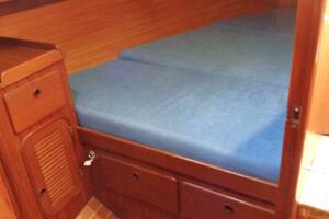 CHALIVENTURES III 40ft Ta Shing Yacht For Sale