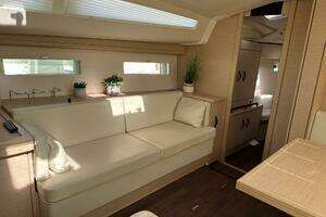 2018 Jeanneau 51 thumbnail 42