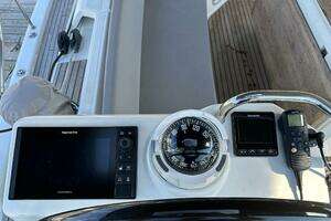 2018 Jeanneau 51 thumbnail 11