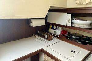 1986 Catalina 36 thumbnail 19