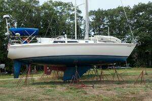 1986 Catalina 36 thumbnail 1