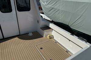 RESOLUTE  35ft Cape Power Cats Yacht For Sale