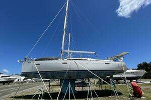 2010 Beneteau Oceanis 43 thumbnail 43