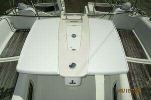 2010 Beneteau Oceanis 43 thumbnail 20