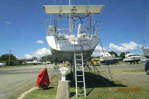 2010 Beneteau Oceanis 43 thumbnail 49