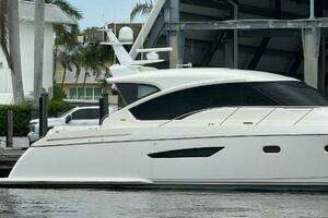 2010 Tiara Yachts 5800 Sovran thumbnail 5