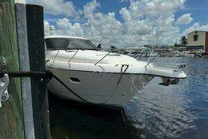 2010 Tiara Yachts 5800 Sovran thumbnail 99