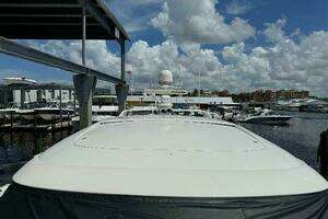 2010 Tiara Yachts 5800 Sovran thumbnail 106